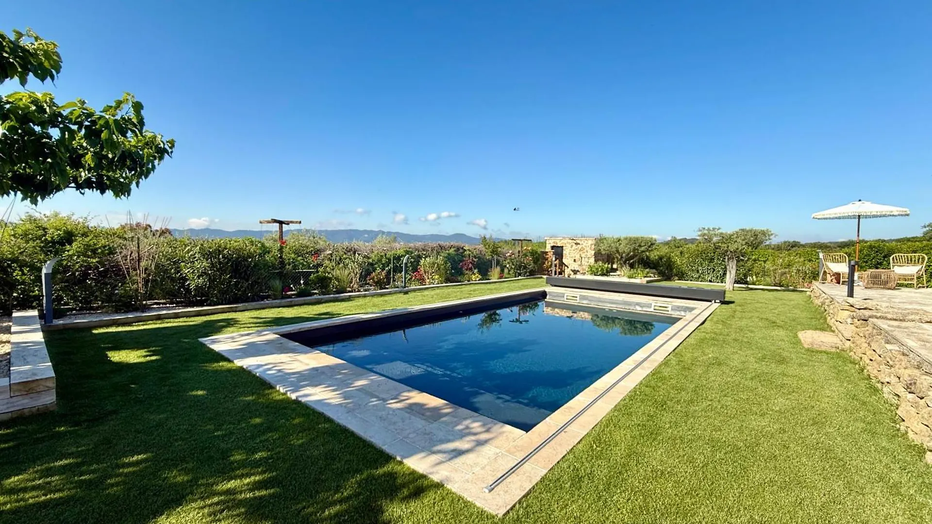Une Nuit En Luberon Puyvert ゲストハウス