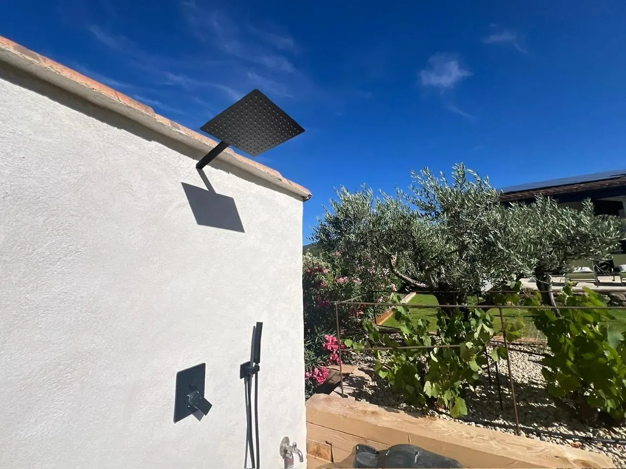 Une Nuit En Luberon Puyvert Guest house